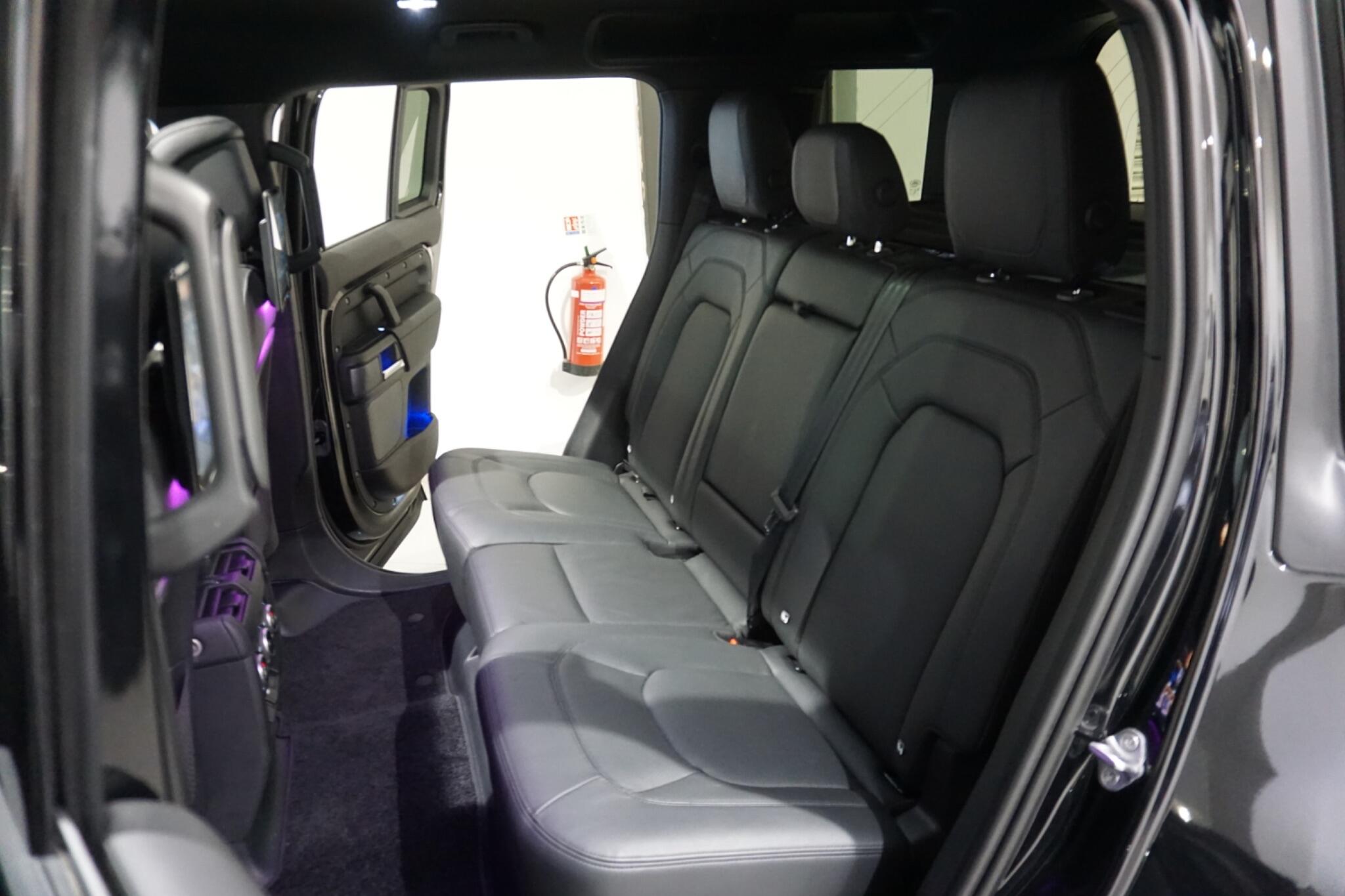 Land Rover Defender 110 5.0 P525 V8 SUV 5dr Petrol Auto 4WD Euro 6 (s/s) (525 ps)